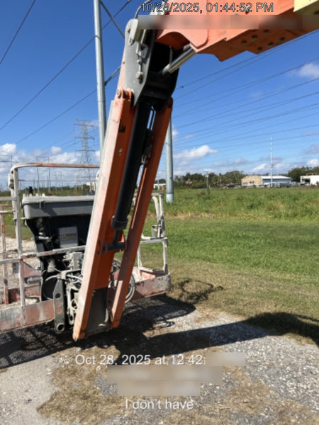2021 JLG 660SJ