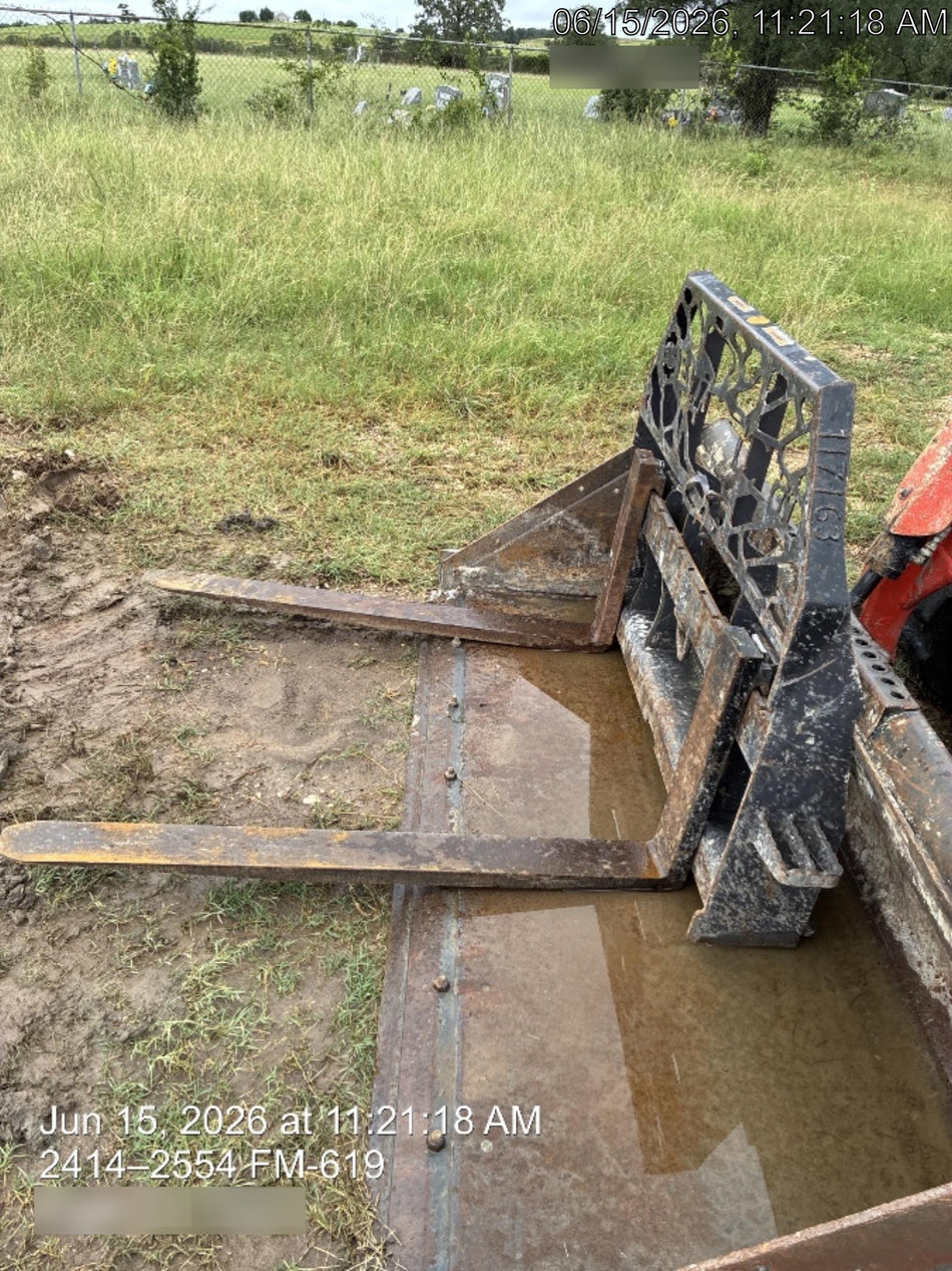2020 PALADIN 48" Pallet Forks - Paladin