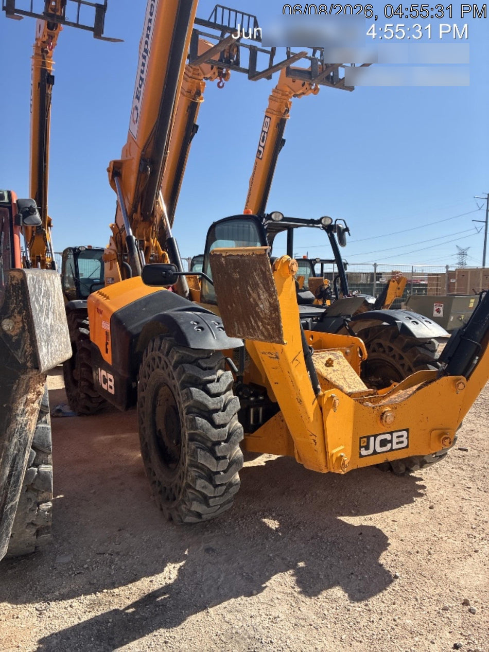 2023 JCB 512-56