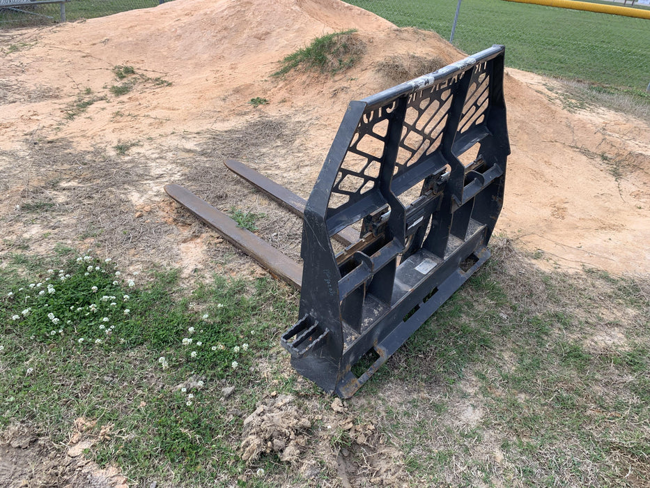 2019 BRADCO 48" Skid Loader Pallet Forks
