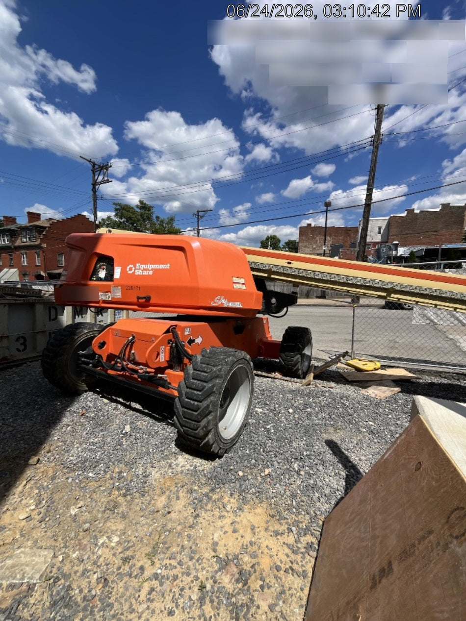 2022 JLG 660SJ