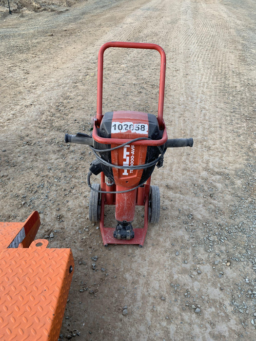 2020 HILTI TE 3000-AVR