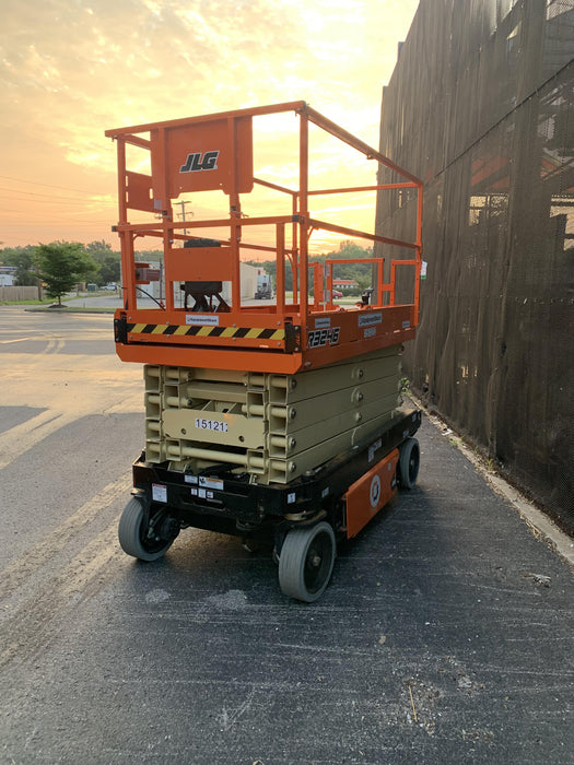 2021 JLG R3246