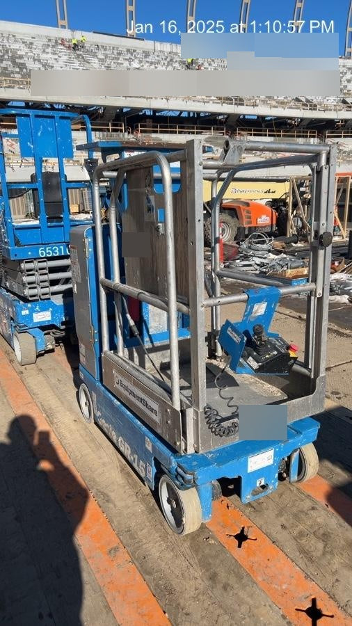 2018 GENIE GR-15