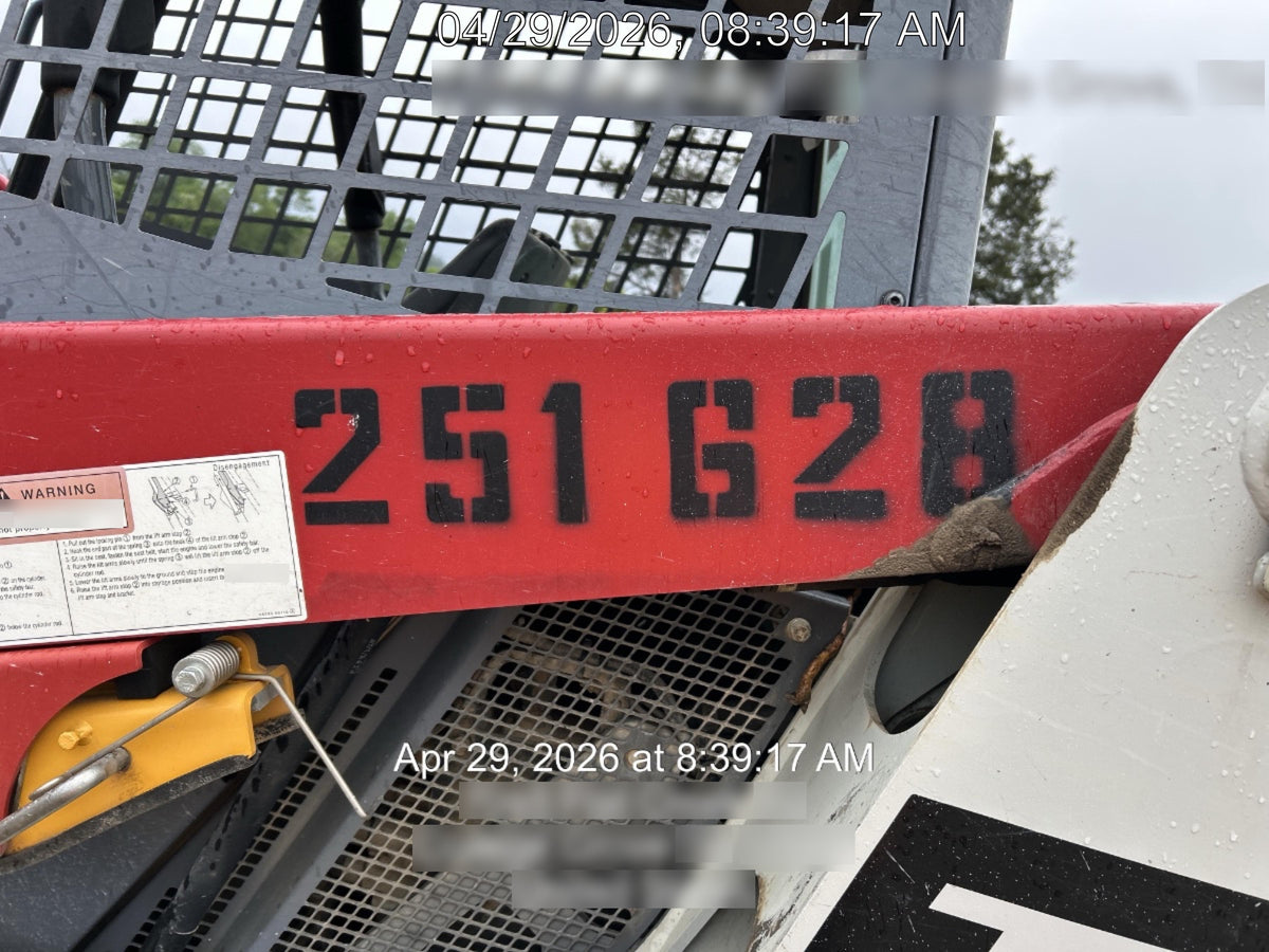 2022 TAKEUCHI TL8R2-R
