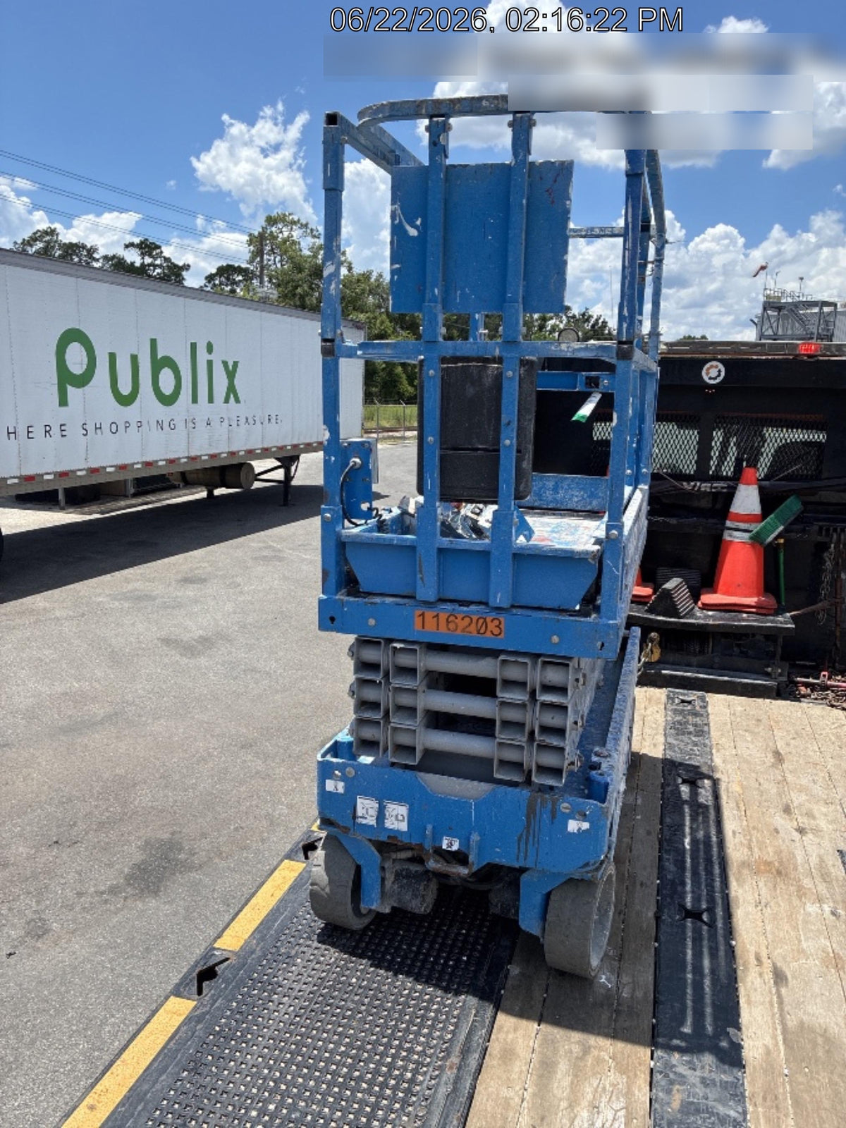 2020 Genie GS-1930 Solid Non Marking Tires, Beacon, Folding rails with half height swing gate