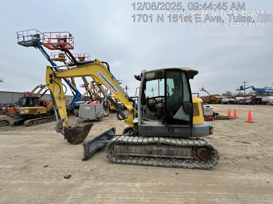 Wacker Neuson ET90 Enclosed Cab, Hybrid Tracks, Long Dipperstick, Bucket