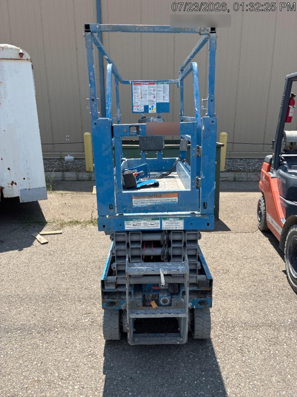 2020 Genie GS-1930 Solid Non Marking Tires, Beacon, Folding rails with half height swing gate