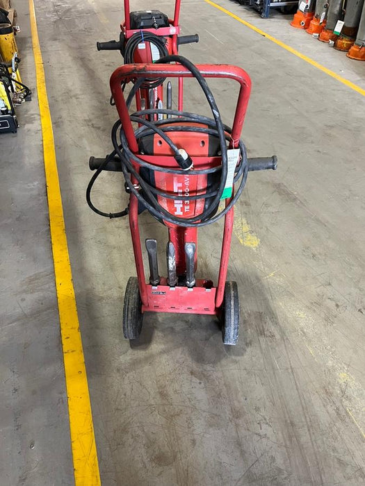2023 HILTI TE 3000-AVR