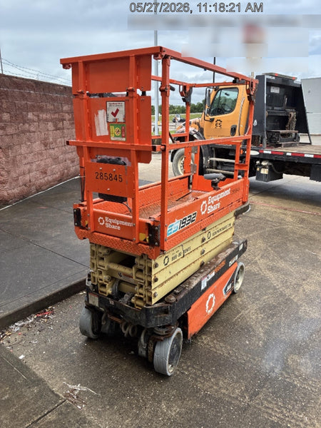 2022 JLG ES1932