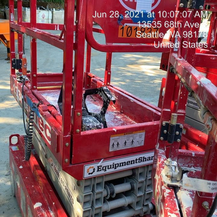 2020 MEC 1330SE Solid NM Tires, Steel Swing out Doors, LCS, Beacon, 900W Invertor