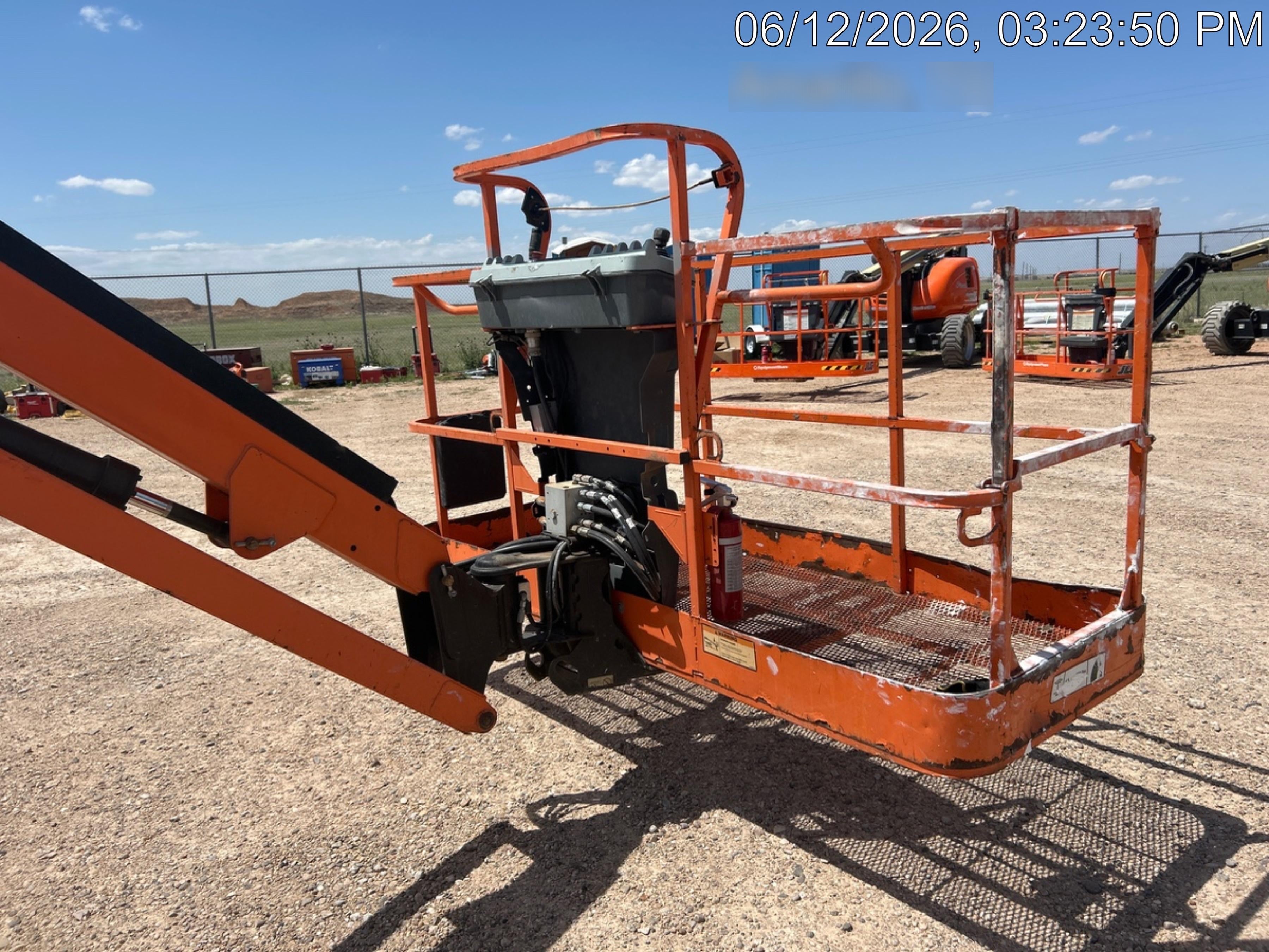 2019 JLG 600AJ
