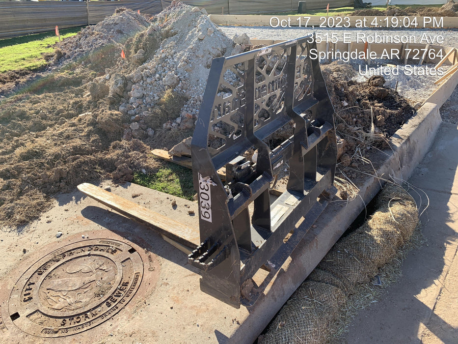 2022 PALADIN 48" Pallet Forks - Paladin