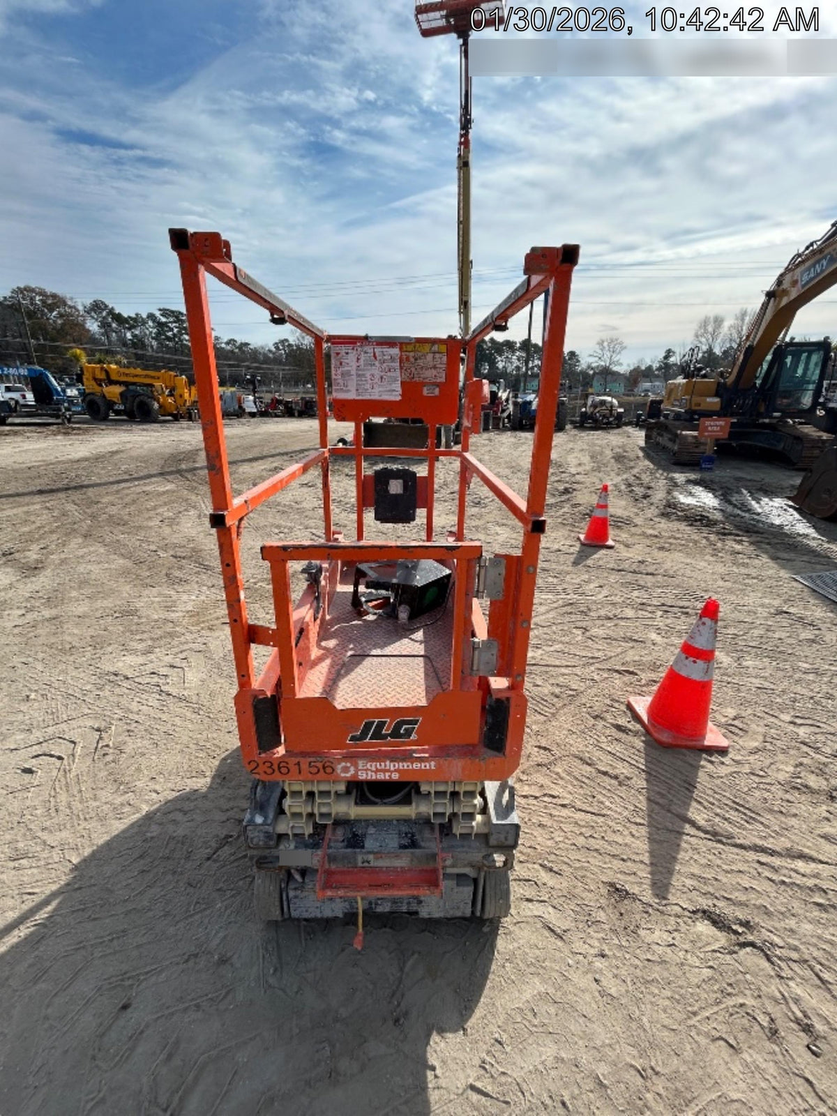 2022 JLG ES1330L