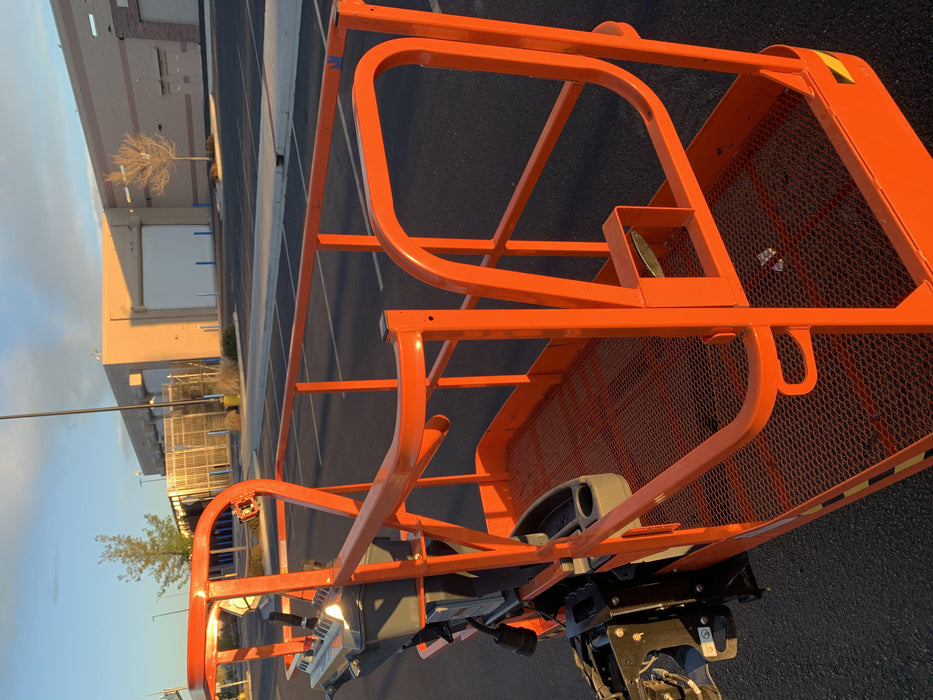 2020 JLG 600S