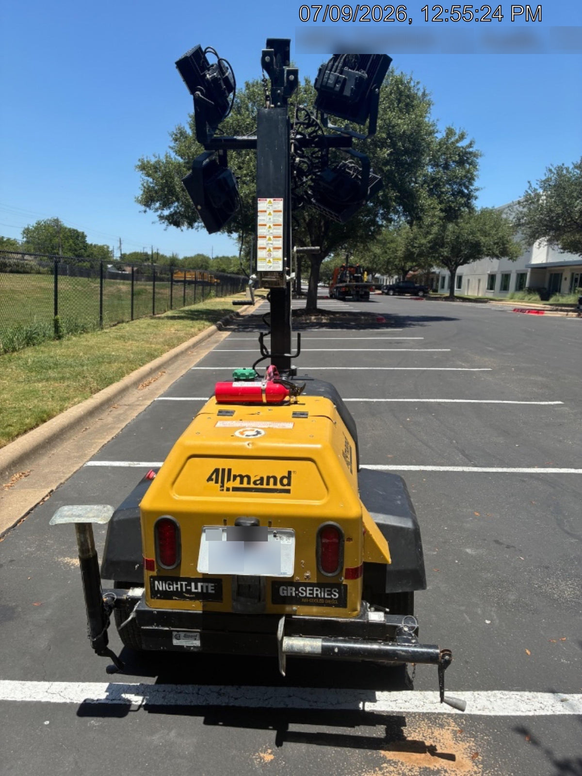 2022 Allmand NLV3GR (4) LED Light Fixture 350W, 23' Vertical Mast, 3kW Prime, Towable, ES Decals, T3