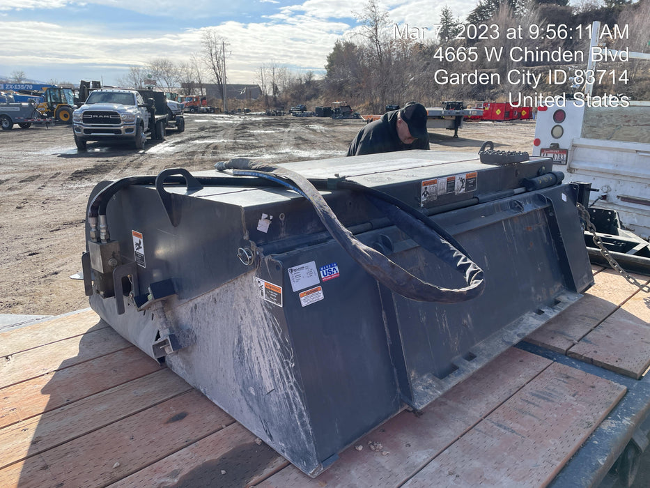 2021 PALADIN Sweepster SB72