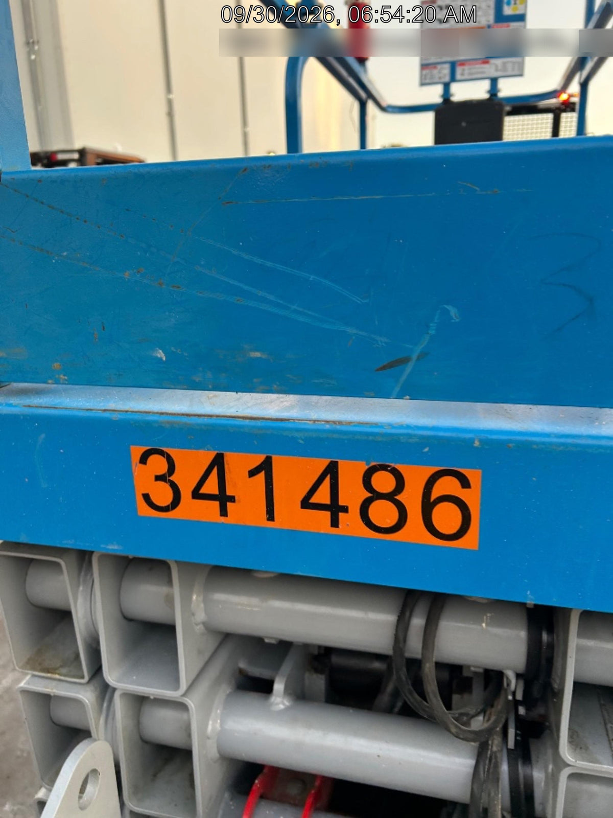 2023 GENIE GS-3232