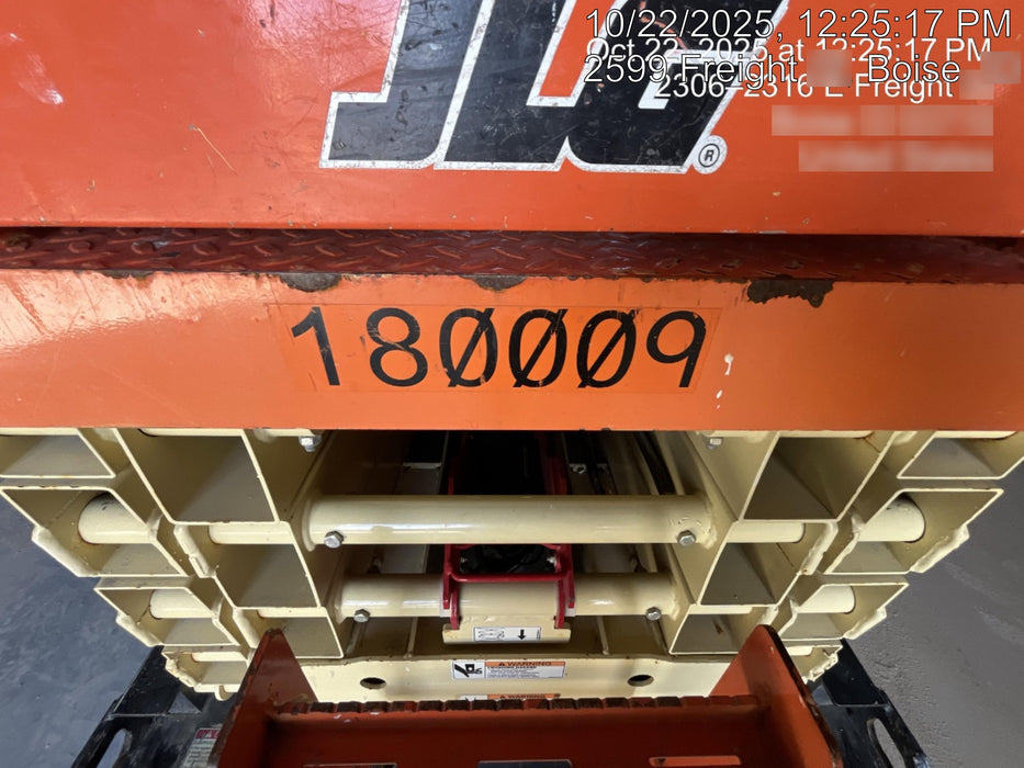 2021 JLG R3246