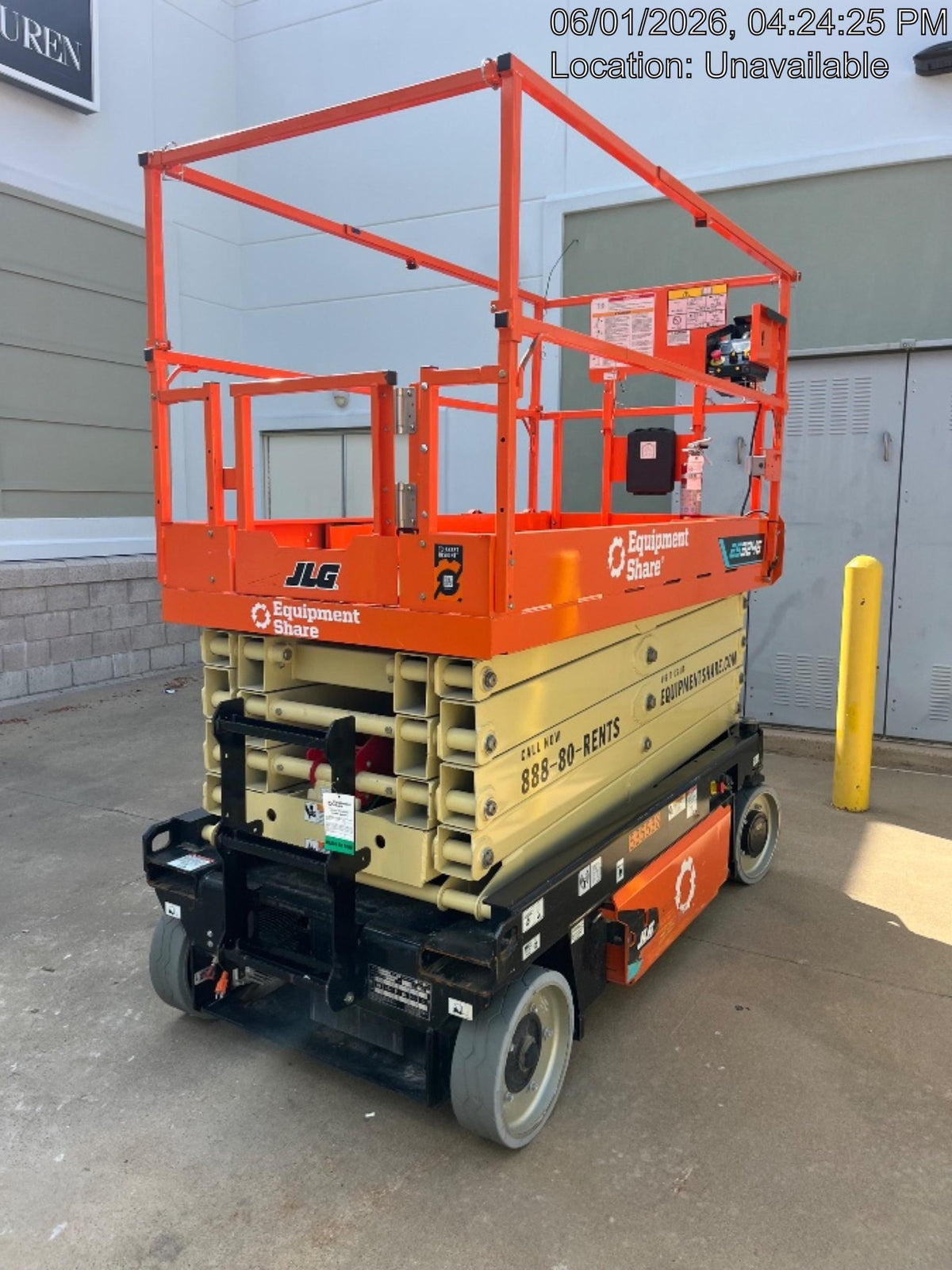 2025 JLG ES3246