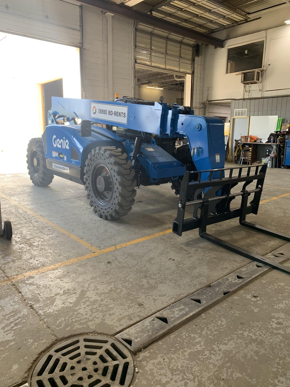 2021 GENIE GTH-844