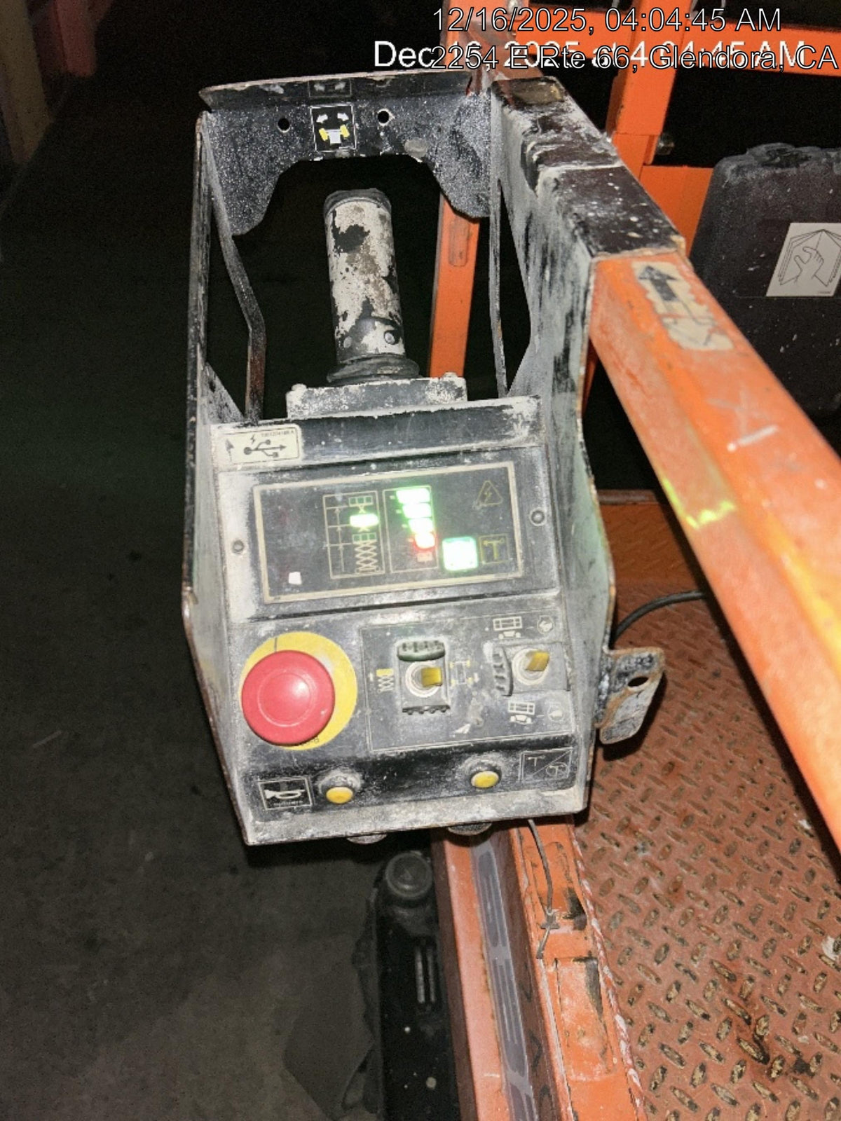 2022 JLG ES2632