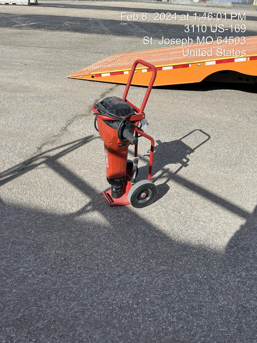 2022 HILTI TE 3000-AVR