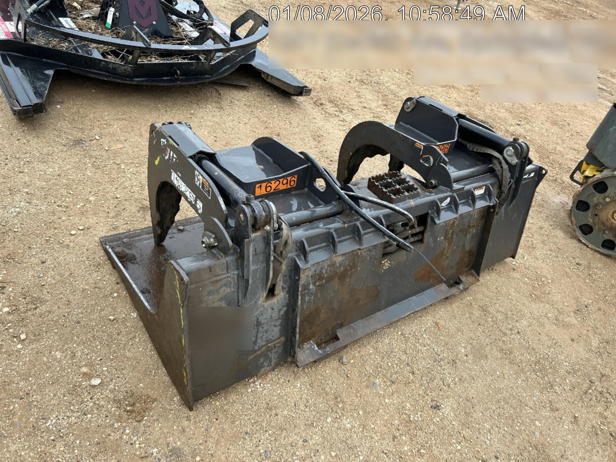 2018 PALADIN 76" Scrap Grapple Bucket - Paladin