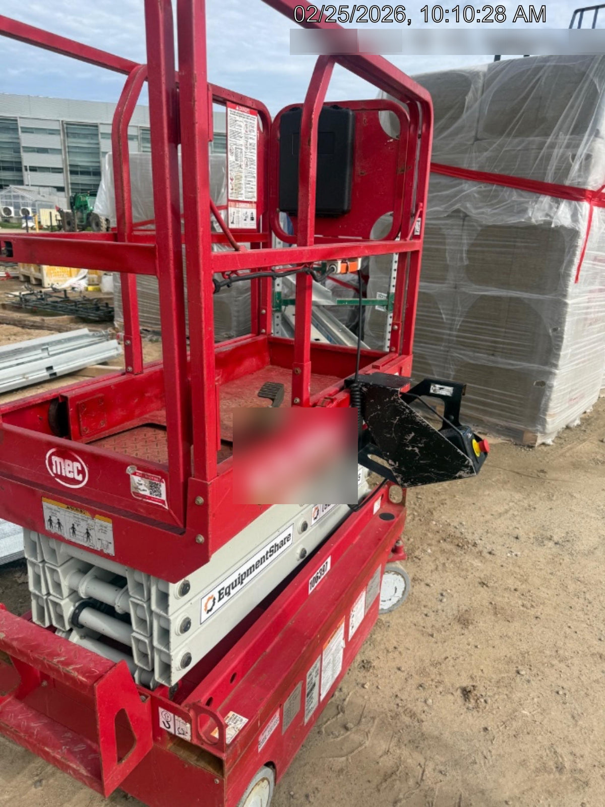 2020 MEC 1330SE Solid NM Tires, Steel Swing out Doors, LCS, Beacon, 900W Inverter
