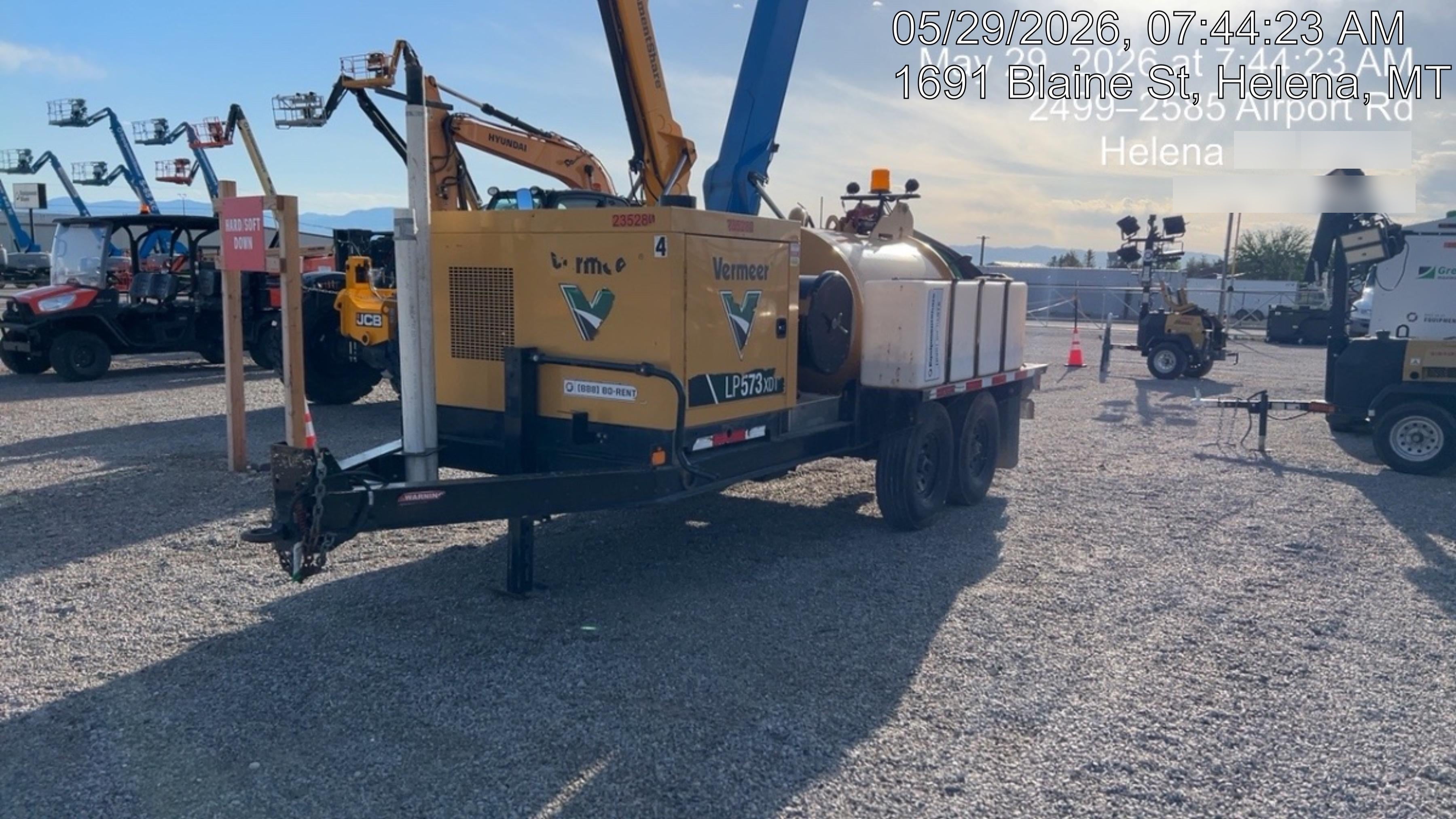 2022 VAC-TRON LP573XDT