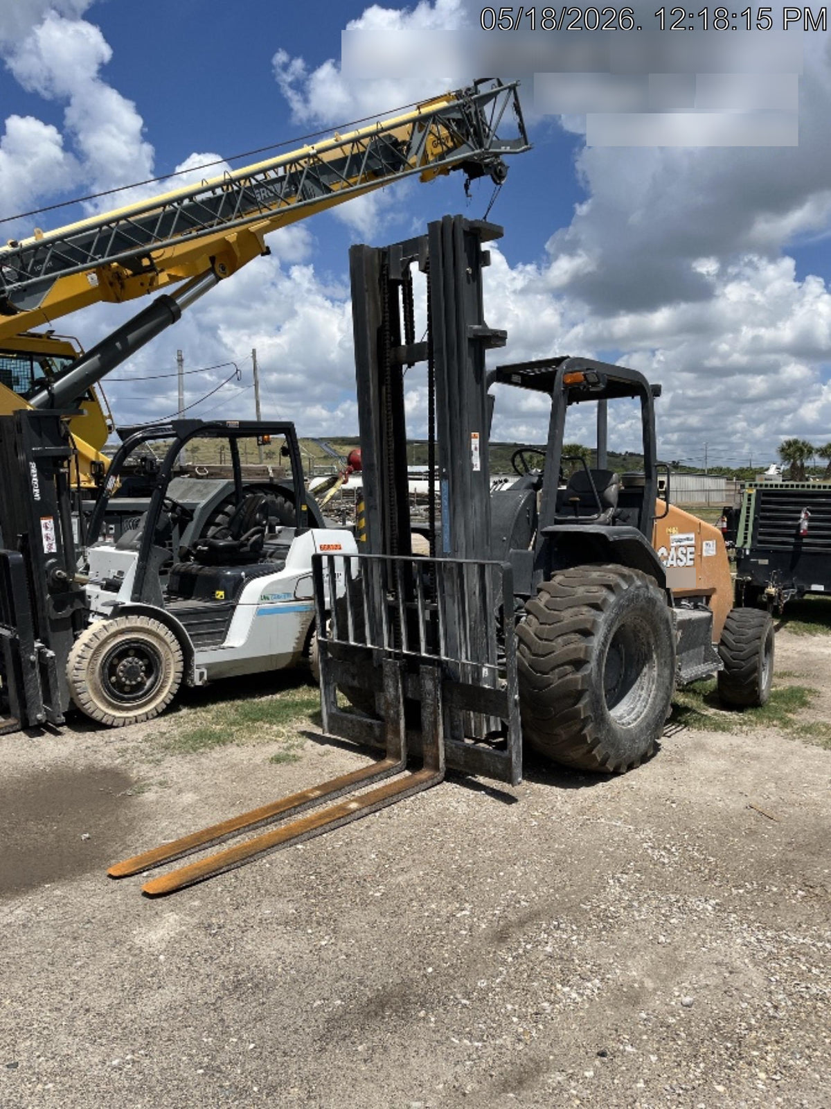 2023 CASE 588H