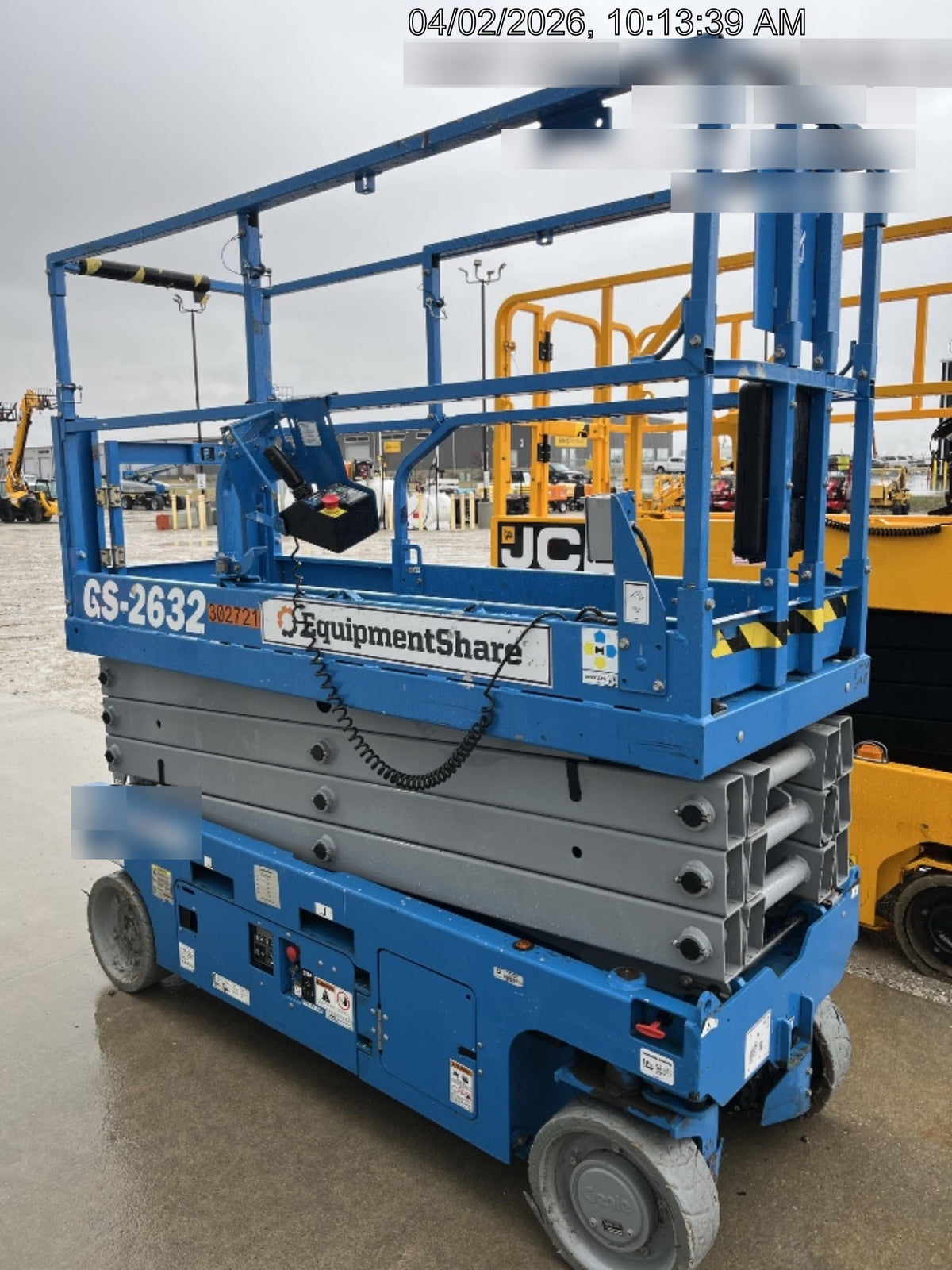 2023 GENIE GS-2632