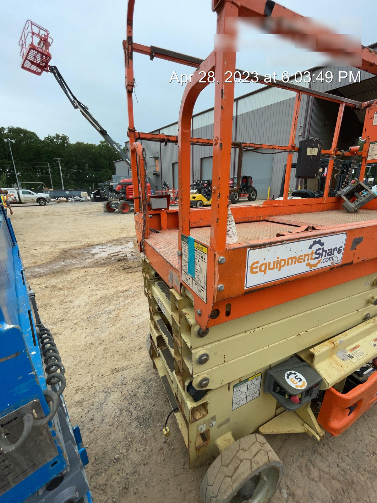 2016 JLG 3246ES