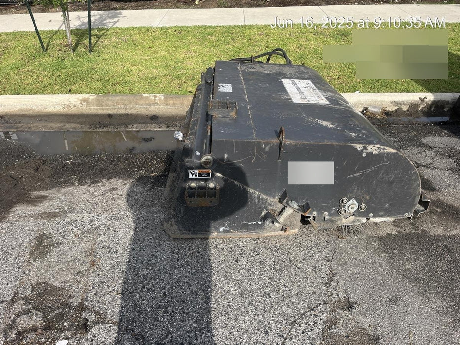 2019 PALADIN Sweepster SB72