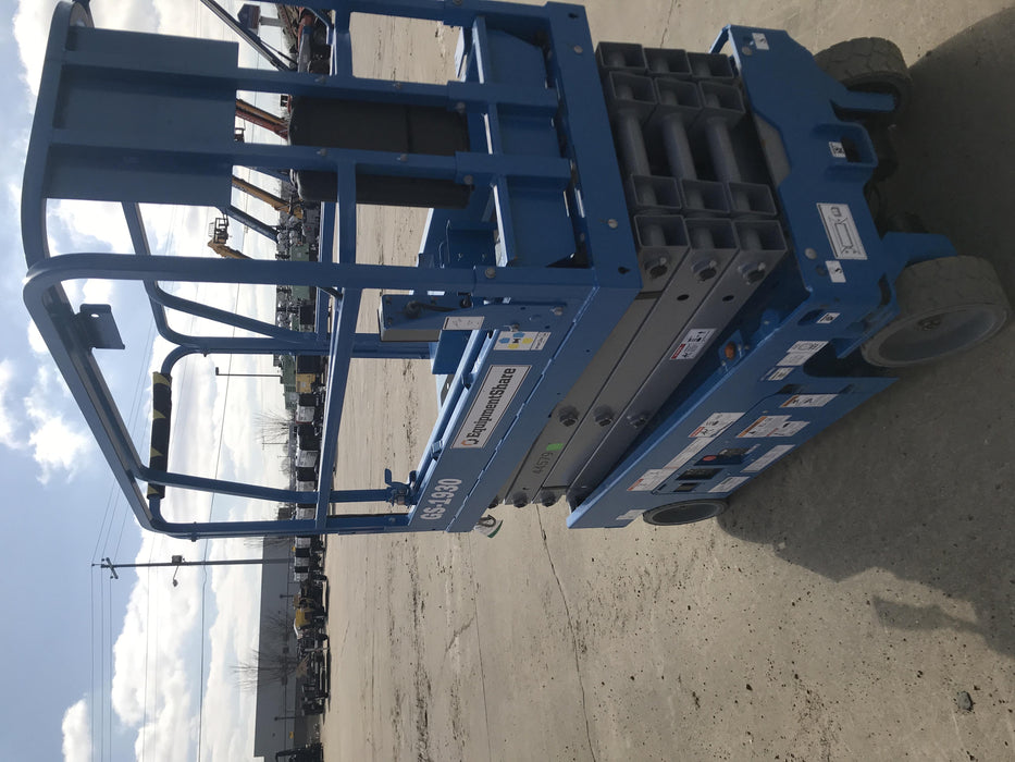 2019 Genie GS-1930 Fixed rails with chain Entry