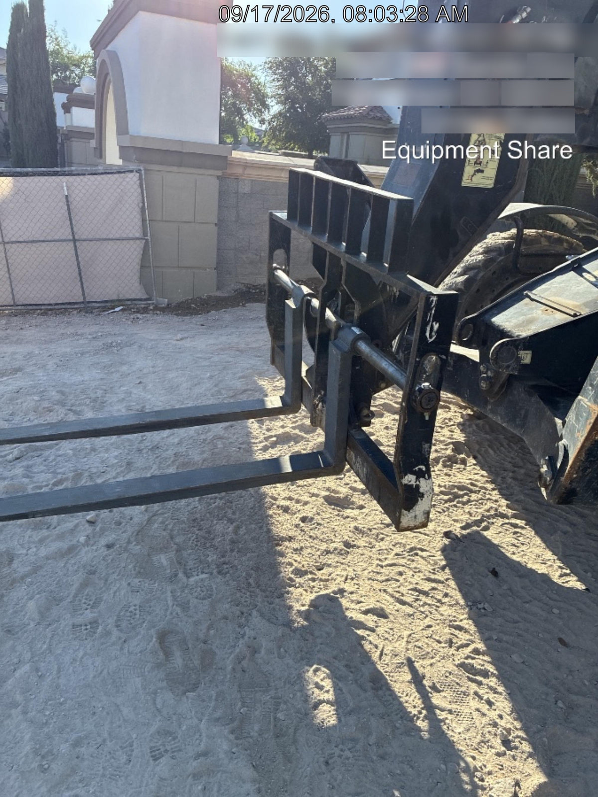 2022 SANY STH1056