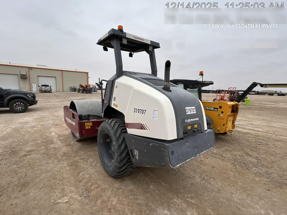 2023 DYNAPAC CA1400D