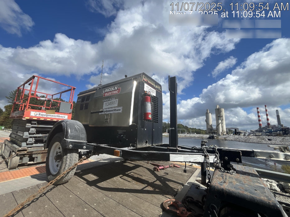 2019 Lincoln Electric Vantage 322 Lincoln Vantage 322 Welder w/Trailer, Light Kit, Cable Rack