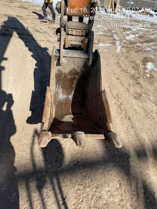 2020 DOOSAN 24" Bucket-Doosan