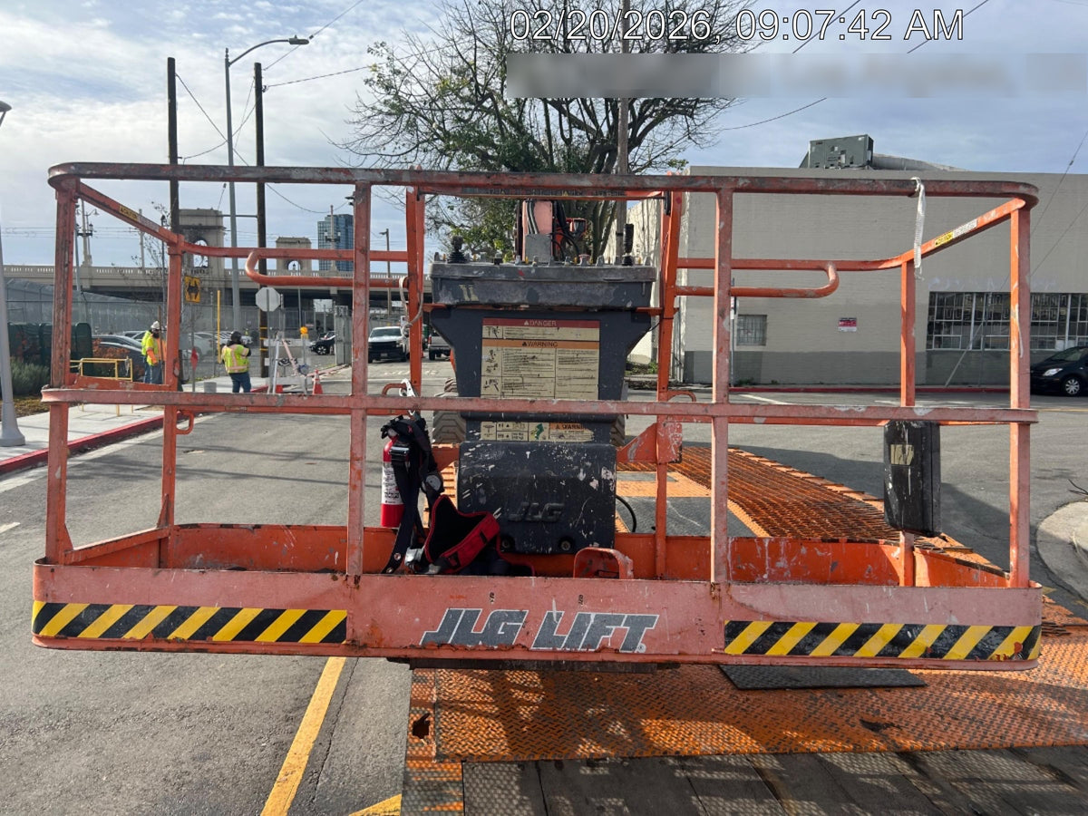 2020 JLG 860SJ