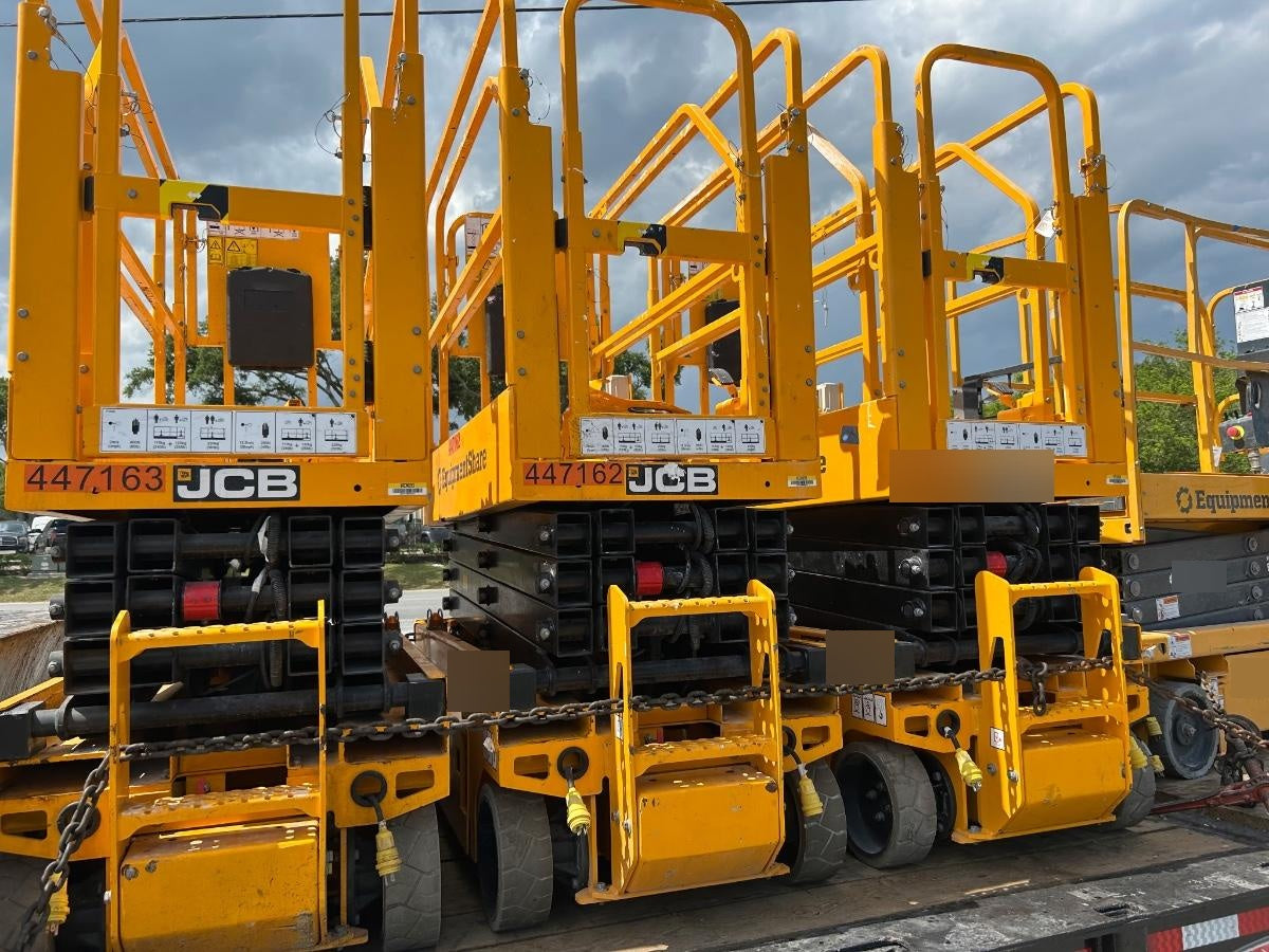 2024 JCB S1932E
