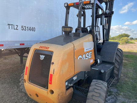 2022 CASE 586H