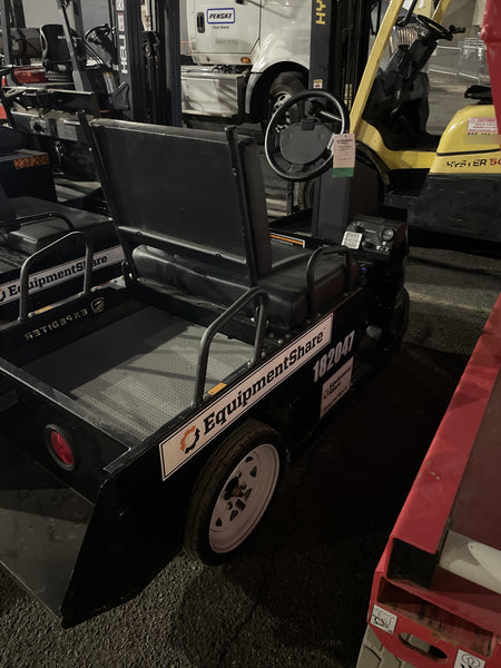 2021 Expeditor Expeditor 3 wheel Expeditor, Steering Wheel, Solid Non marketing tires, Ball Hitch, Front bumper, Painted Black