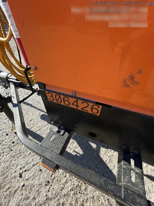 2021 Lincoln Electric Vantage 322 Vantage 322 Ready Pak 3 w/ Decals, ORANGE (includes trailer, cable rack, fender light kit) NO Telematics