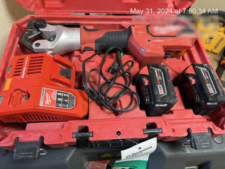 2021 MILWAUKEE 2877-22