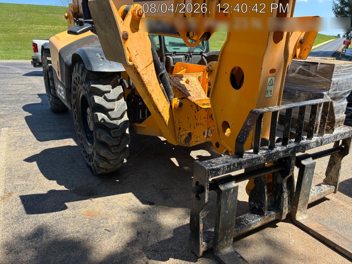 2020 JCB 510-56