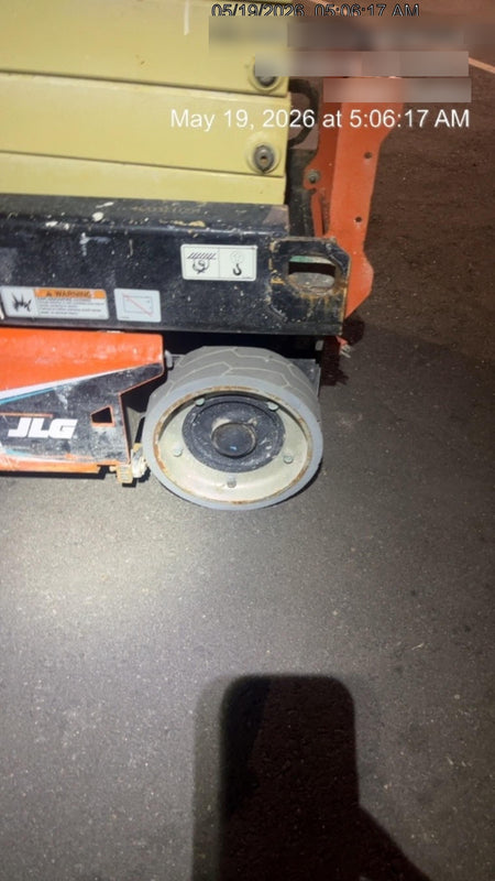 2022 JLG ES1932