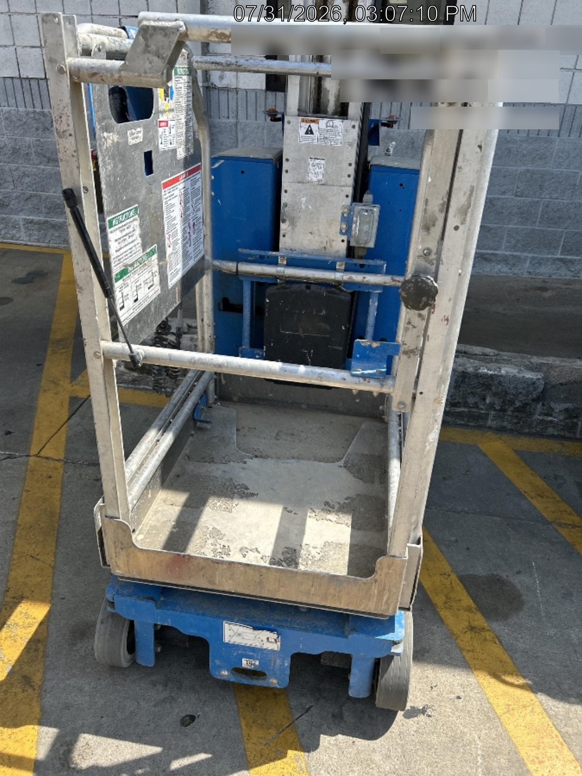 2019 GENIE GR-20