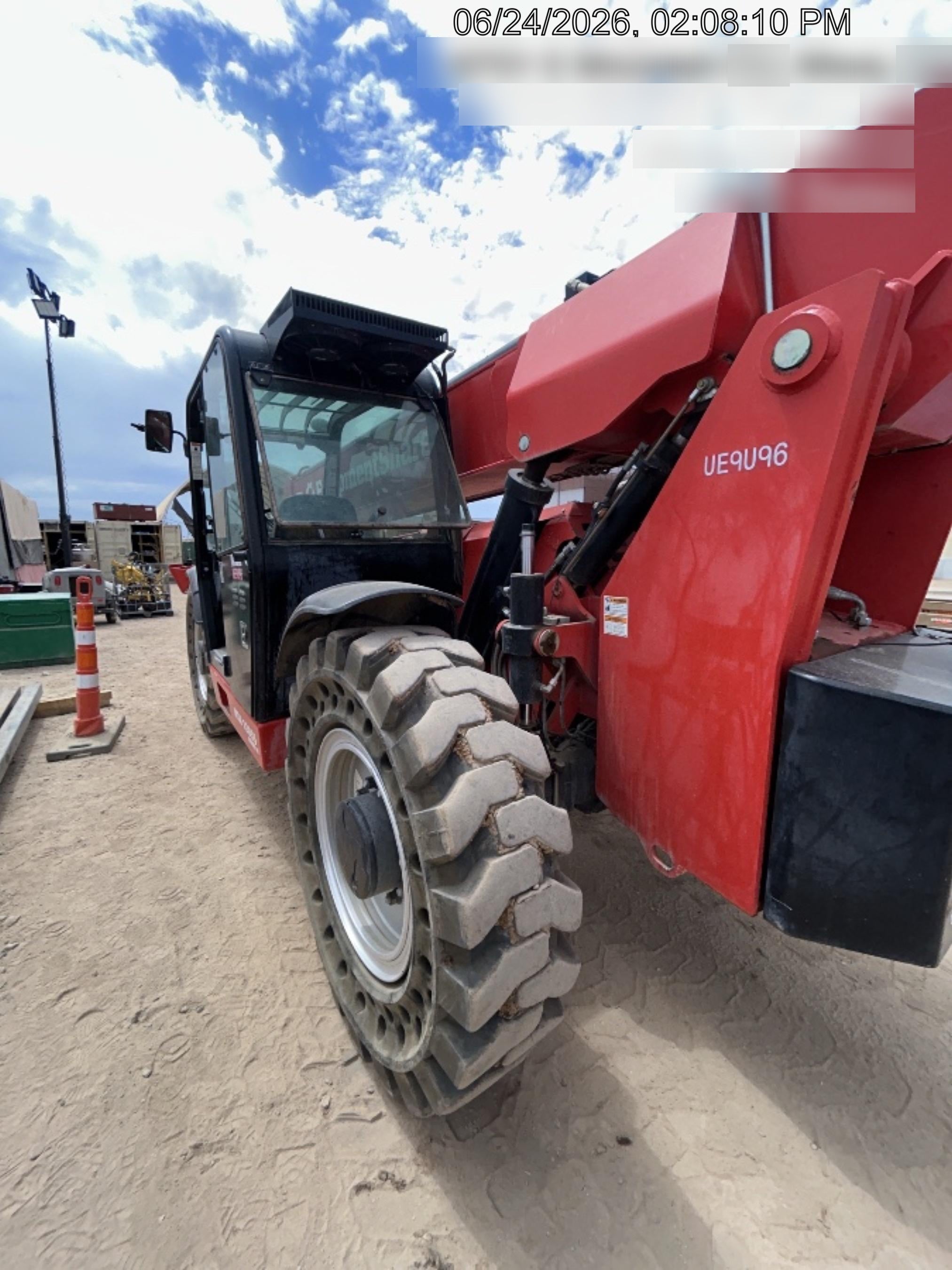 2022 MANITOU MTA12055