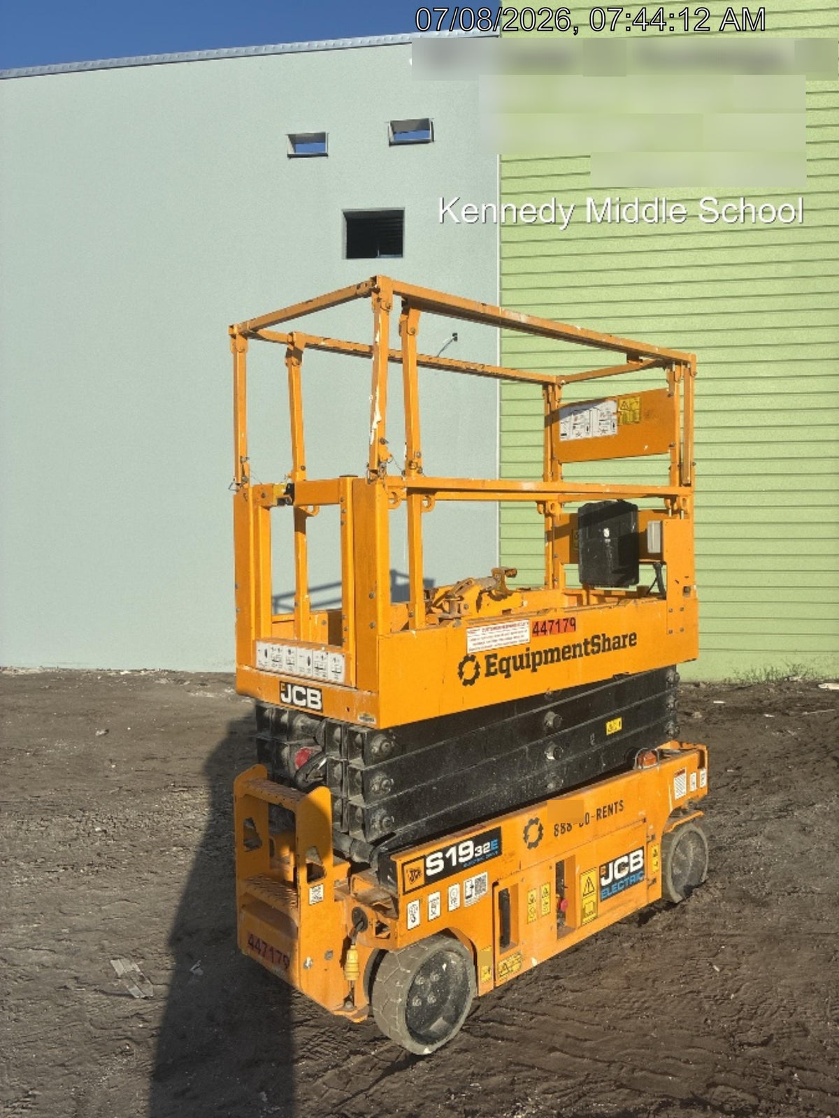 2024 JCB S1932E